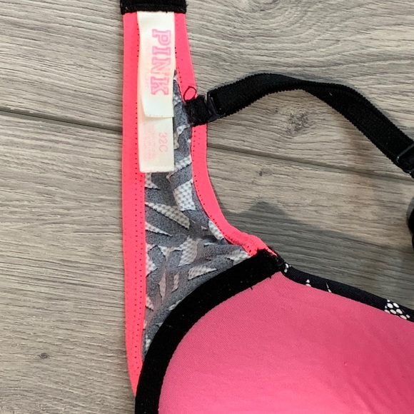 Victoria’s Secret Pink Bra - Picture 4 of 4
